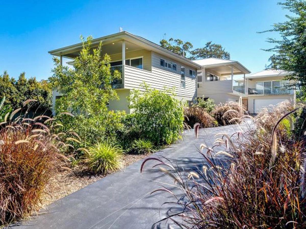 Decked Out By Experience Jervis Bay Holiday home